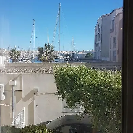 Super Cap D'agde 아파트